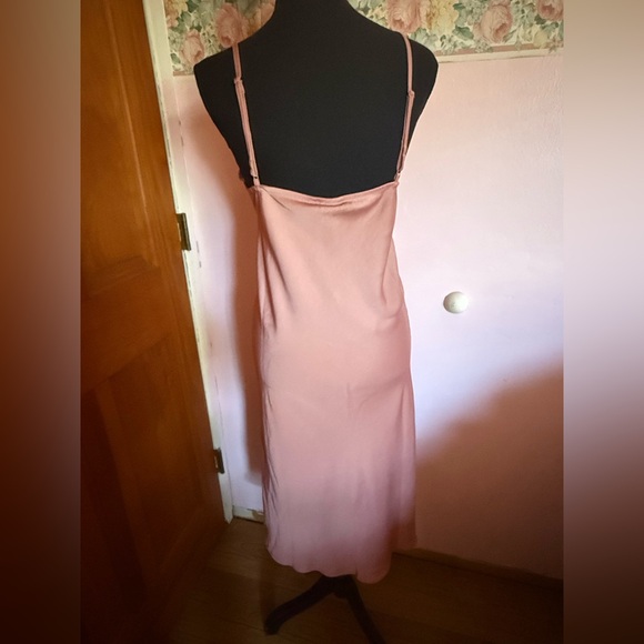 A New Day Silky Lace Dress - Picture 6 of 12